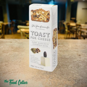 Toast for Cheese – Dates, Hazelnuts & Pumpkin Seeds